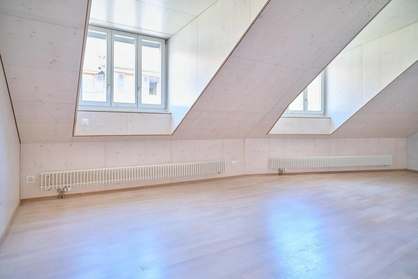 Ampio spazio per vivere - Elegante casa unifamiliare vicino ad Allschwil - Foto 8 di 13