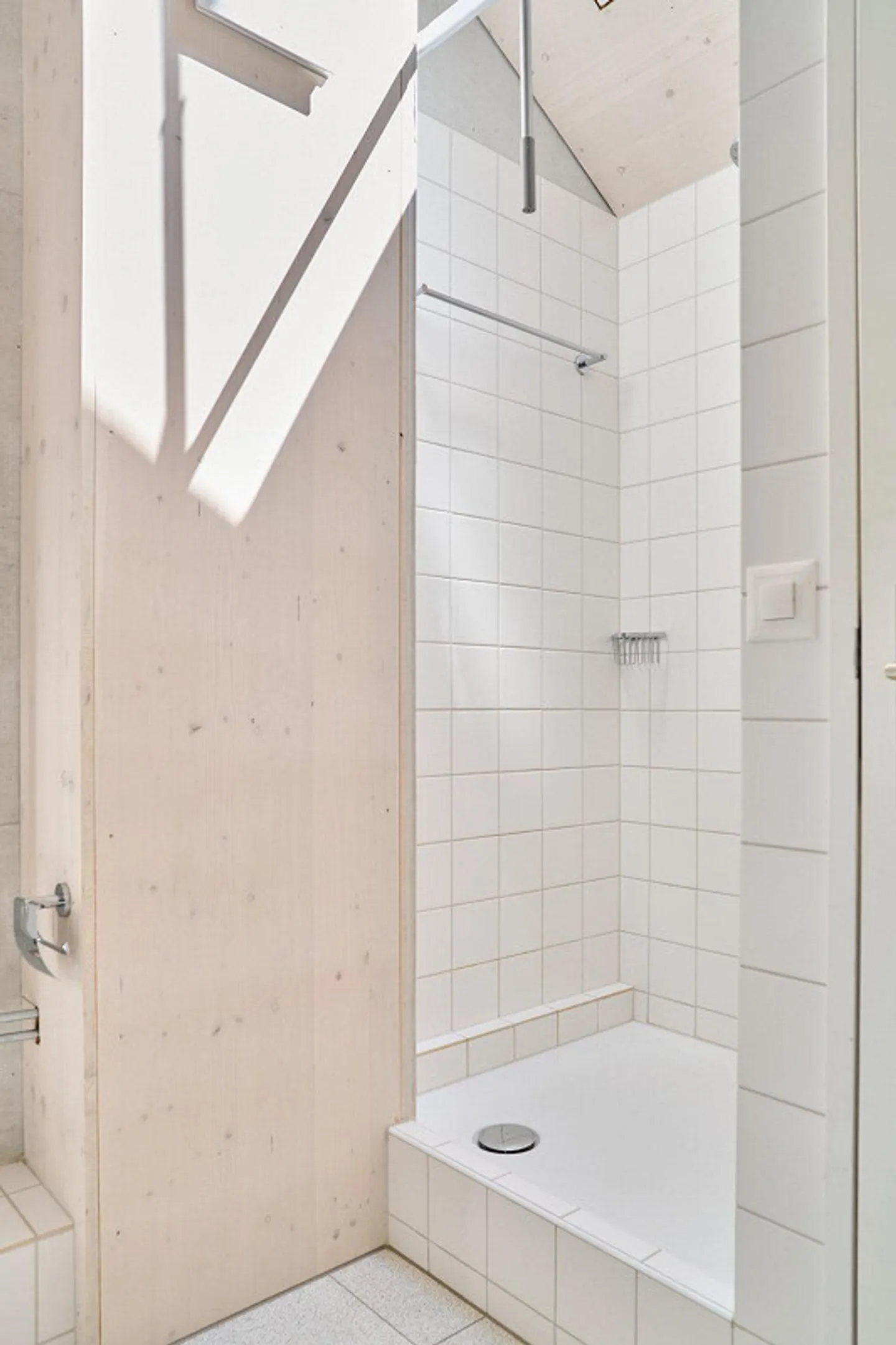 Ampio spazio per vivere - Elegante casa unifamiliare vicino ad Allschwil - Foto 11 di 13