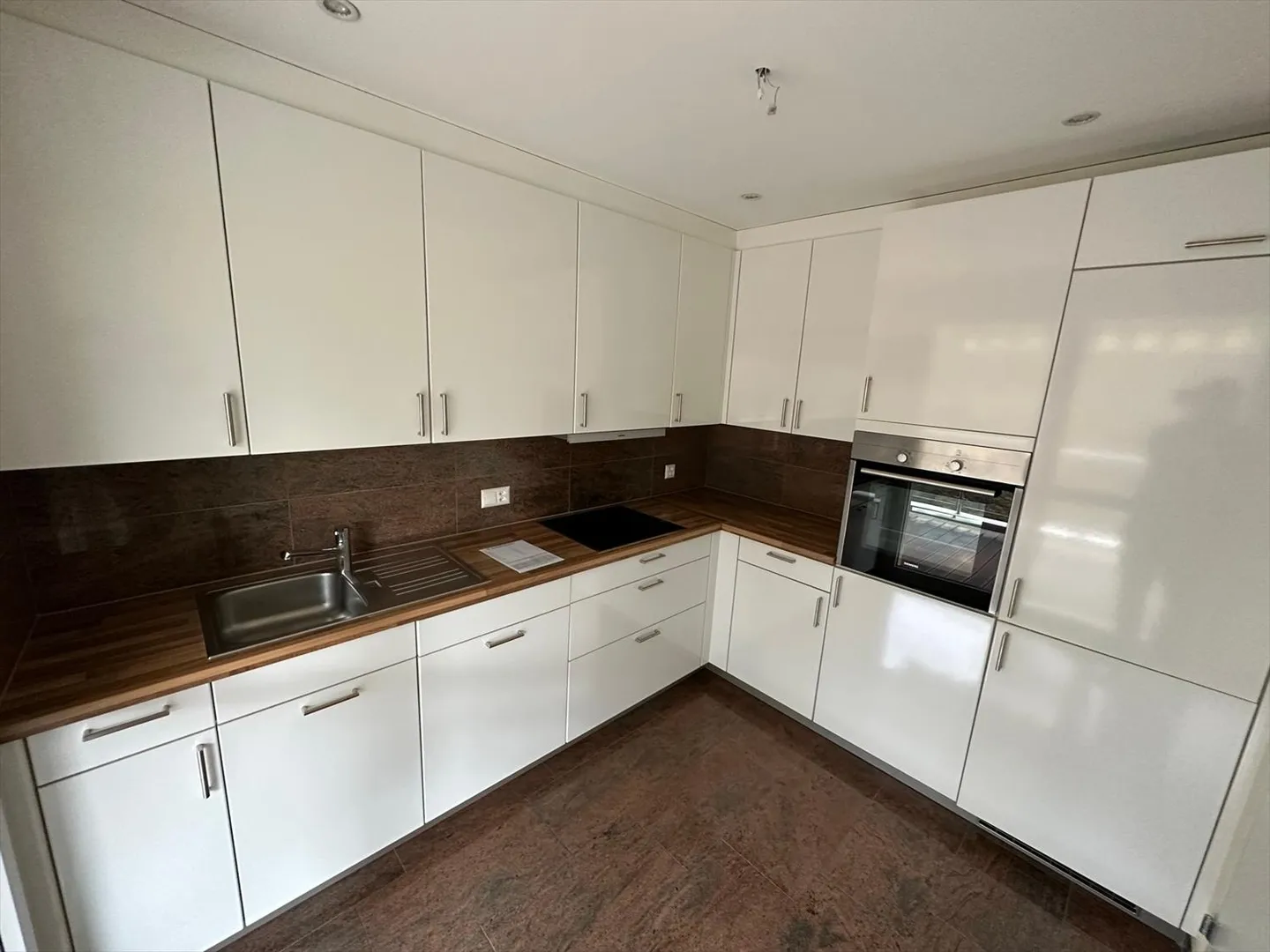 3.5 Room Apartment on the 2nd Floor - Photo 1 of 7