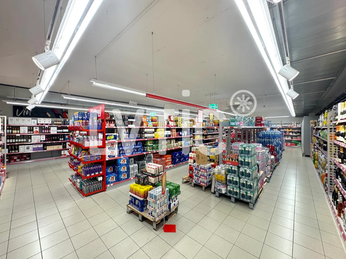 Commercial Space in Martigny - Photo 1 of 11