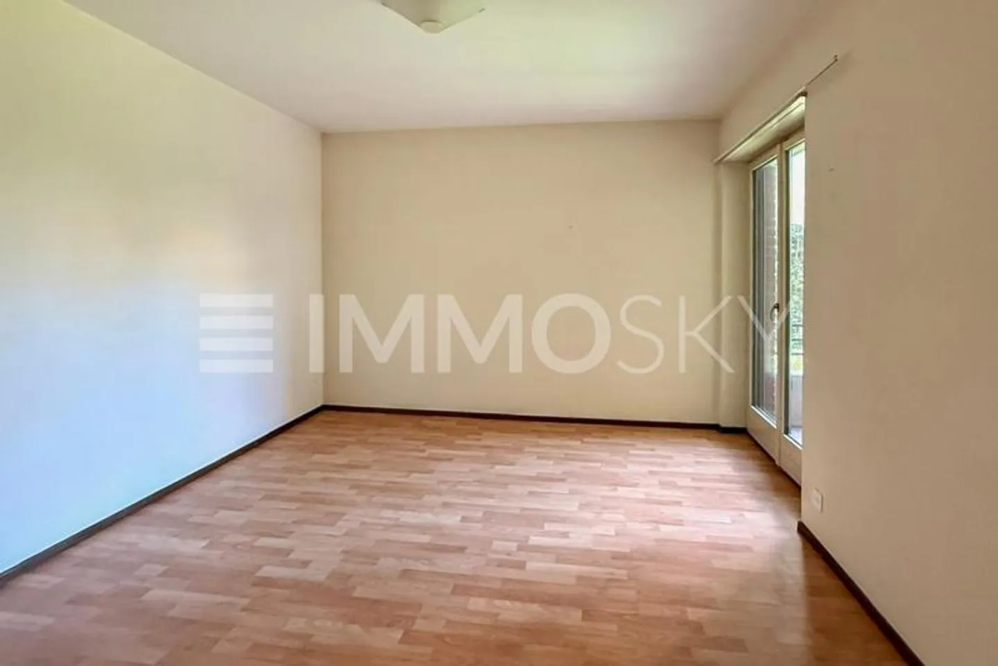 Neuer Preis, zentrale Lage, mit Stadt- und Seeblick - Foto 4 von 8