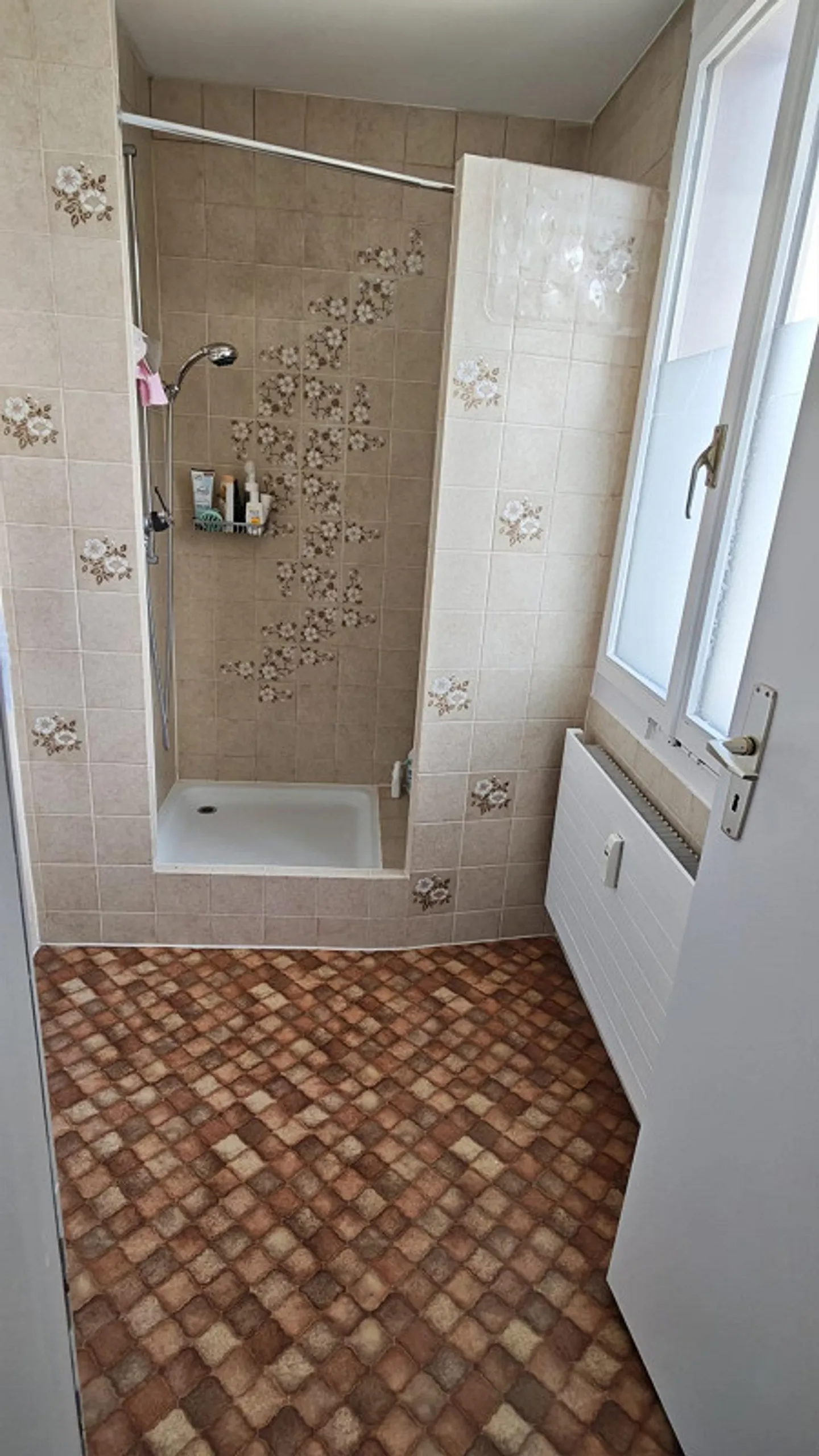 Charmante 2.5-Zimmer-Wohnung - Foto 6 von 7