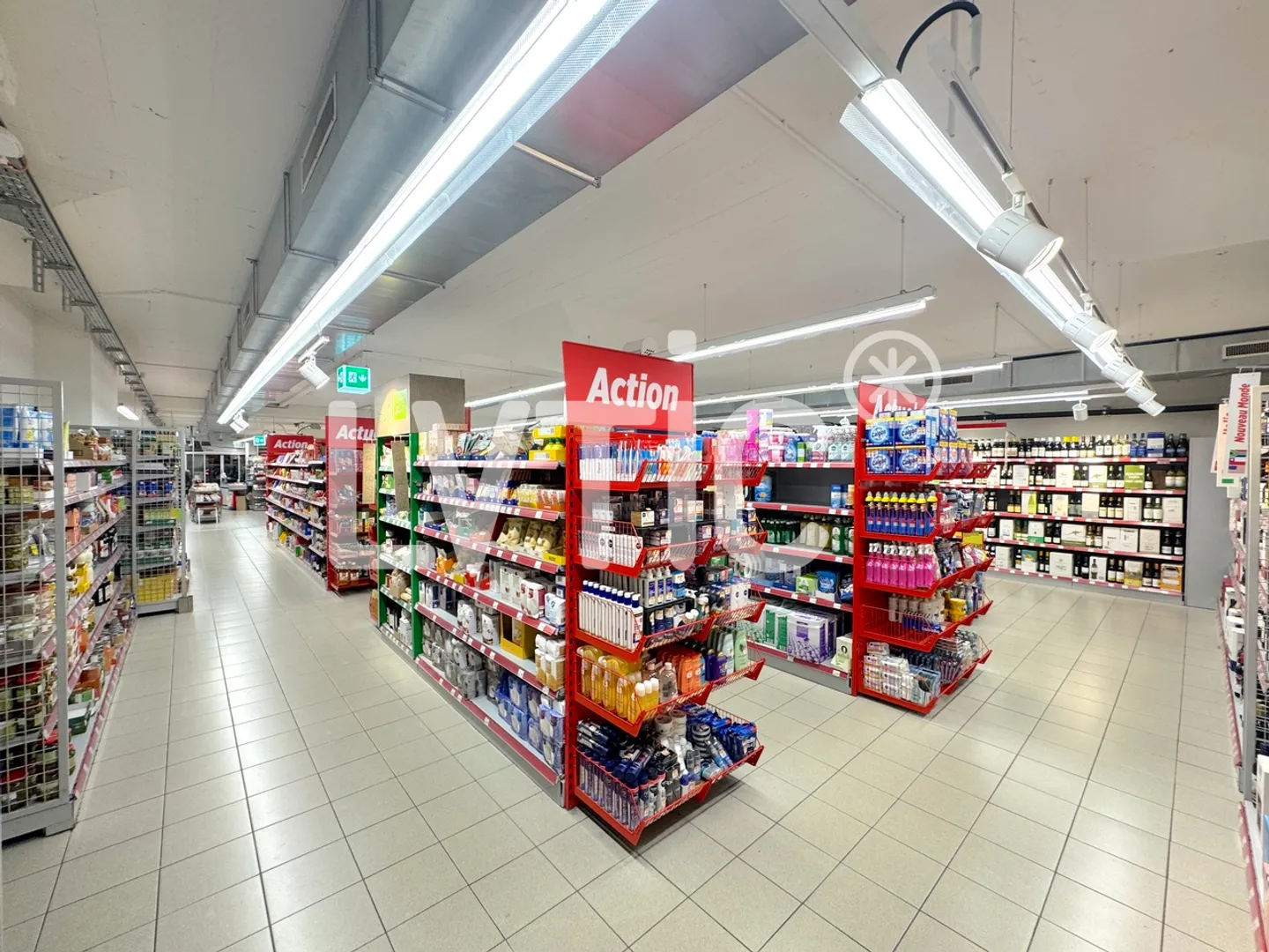 Commercial Space in Martigny - Photo 2 of 11