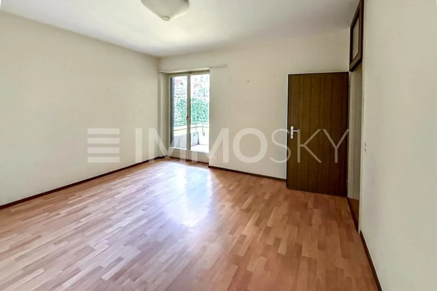 Neuer Preis, zentrale Lage, mit Stadt- und Seeblick - Foto 6 von 8