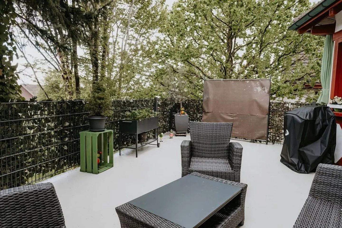 Charmante maison individuelle de 9 pièces avec piscine à Schönenbaumgarten - Photo 6 sur 13