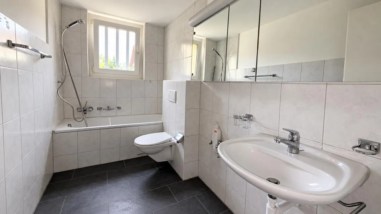 La tua nuova casa a Binningen - Foto 7 di 8