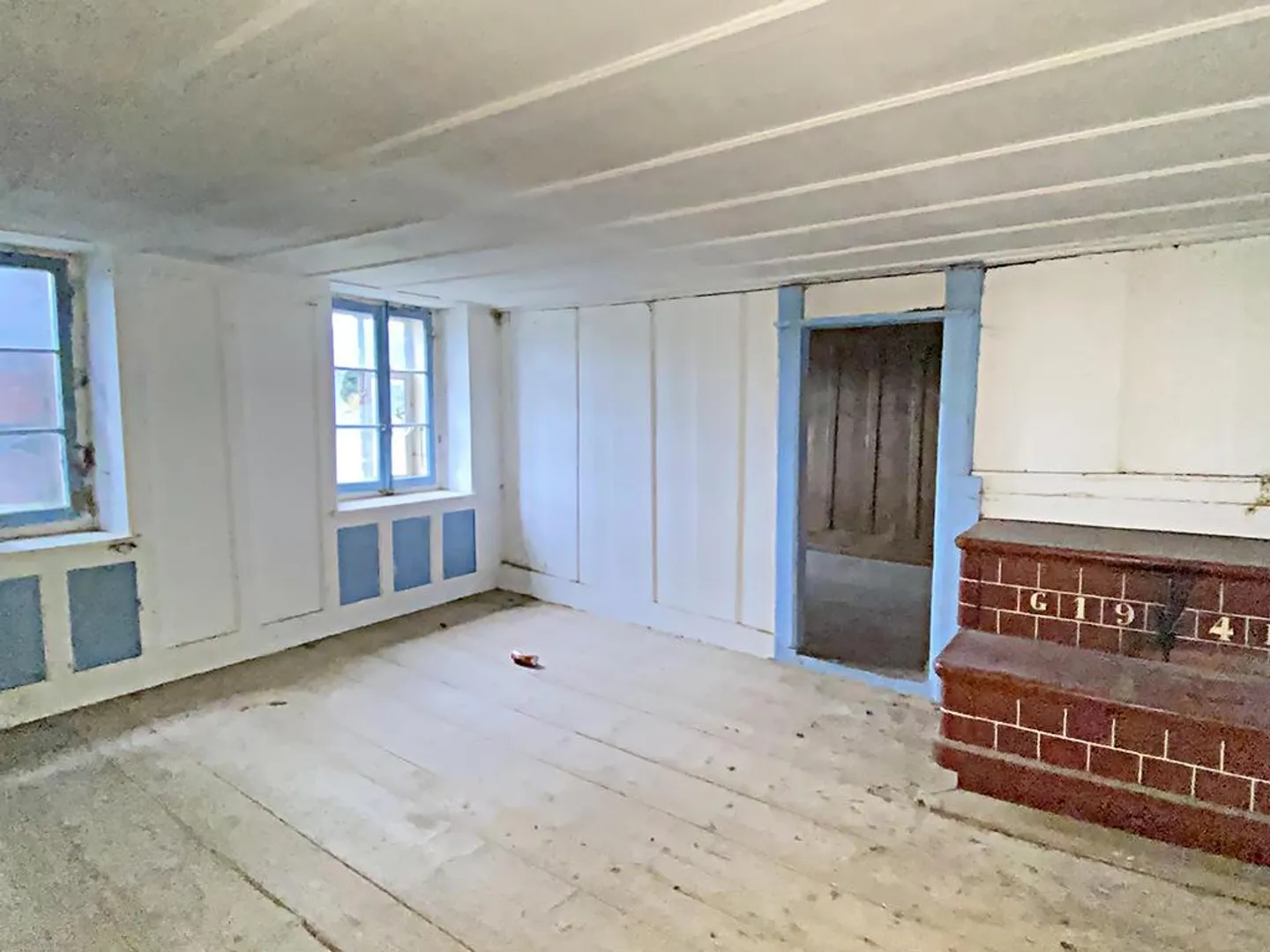 CHÂTONNAYE - BAUERNHAUS MIT WICHTIGEM POTENZIAL - 7,5 ZIMMER - Foto 1 von 6