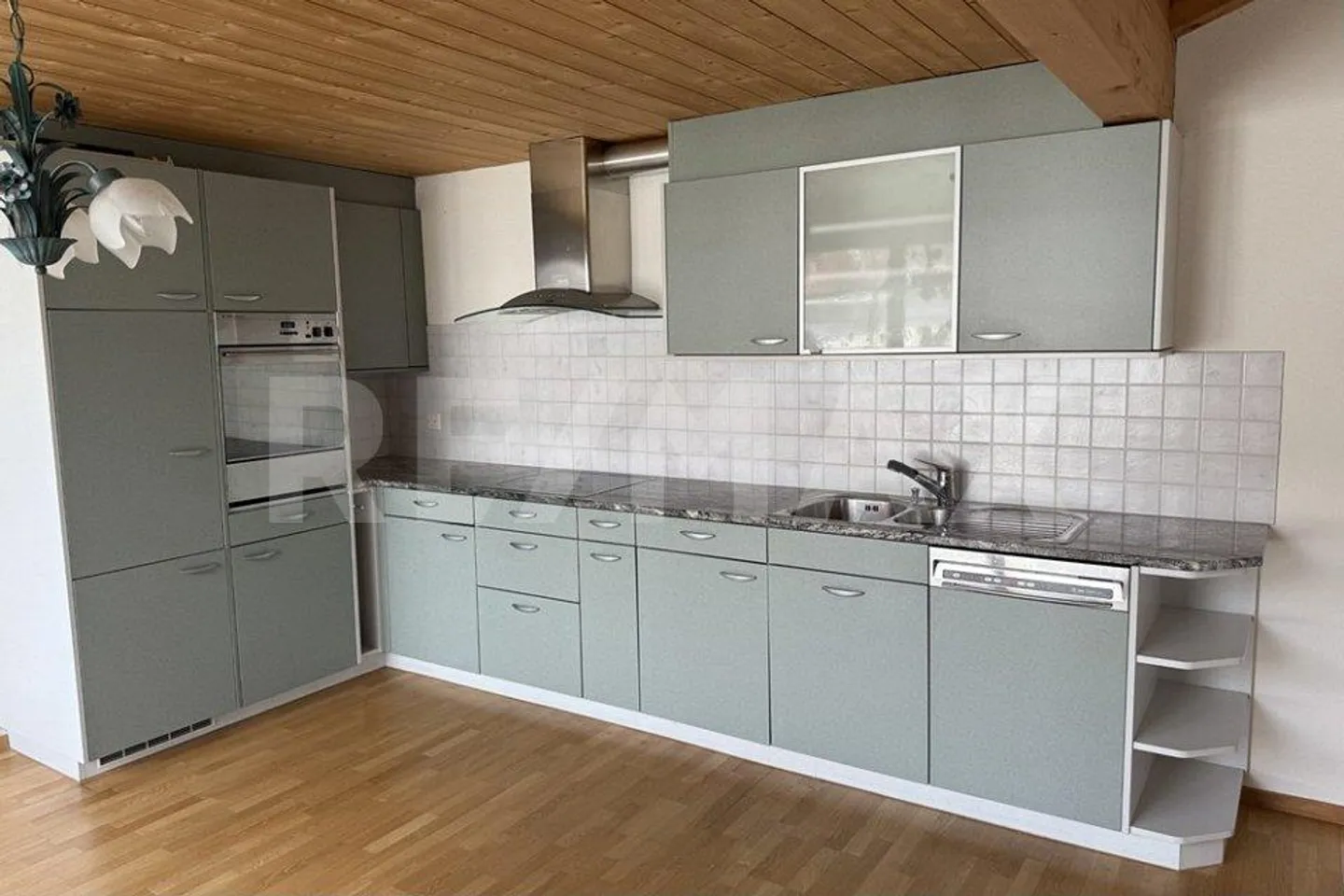 Spazioso - Affascinante / Appartamento mansardato di 3½ locali - Foto 6 di 8