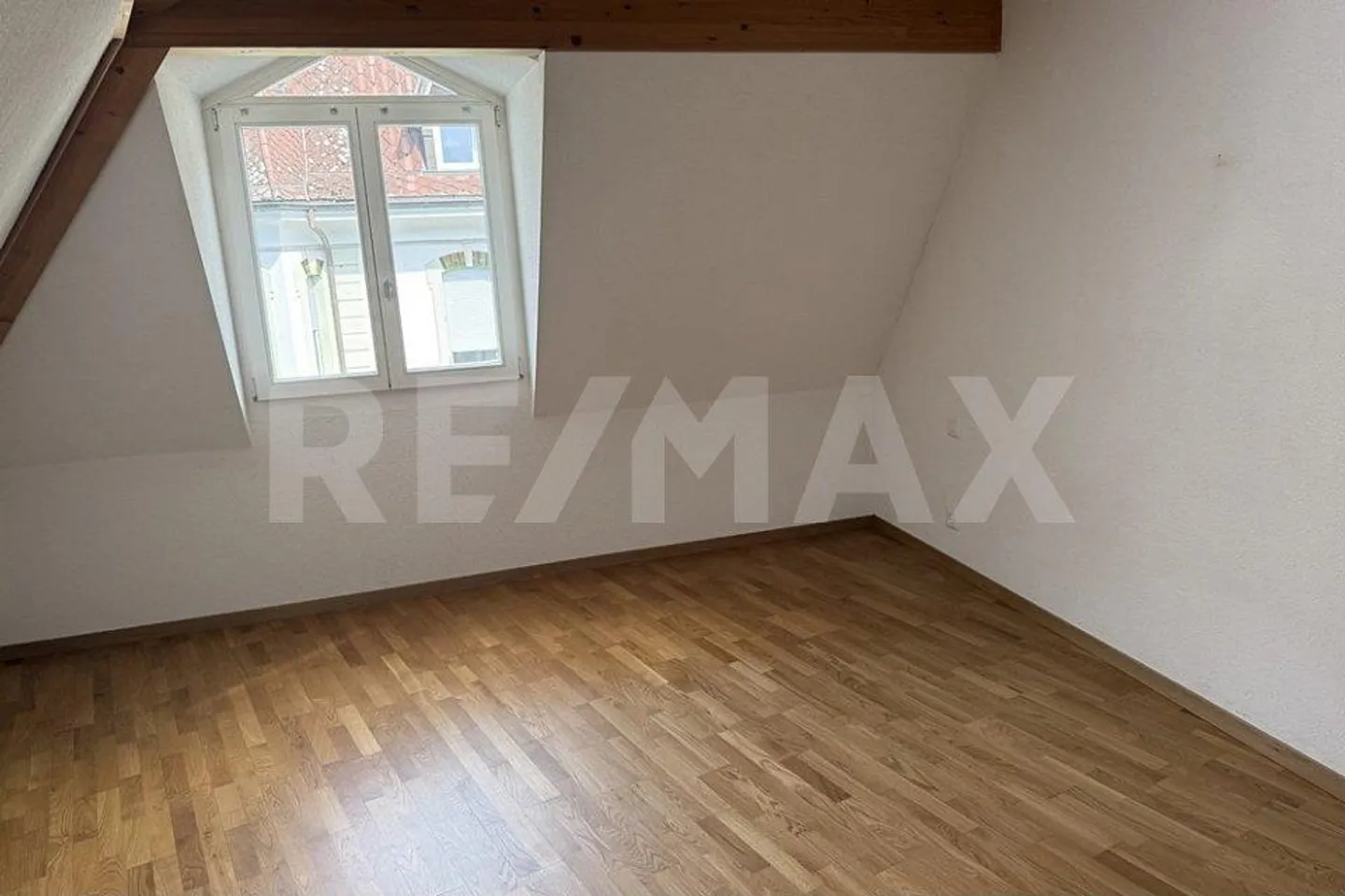 Spazioso - Affascinante / Appartamento mansardato di 3½ locali - Foto 5 di 8