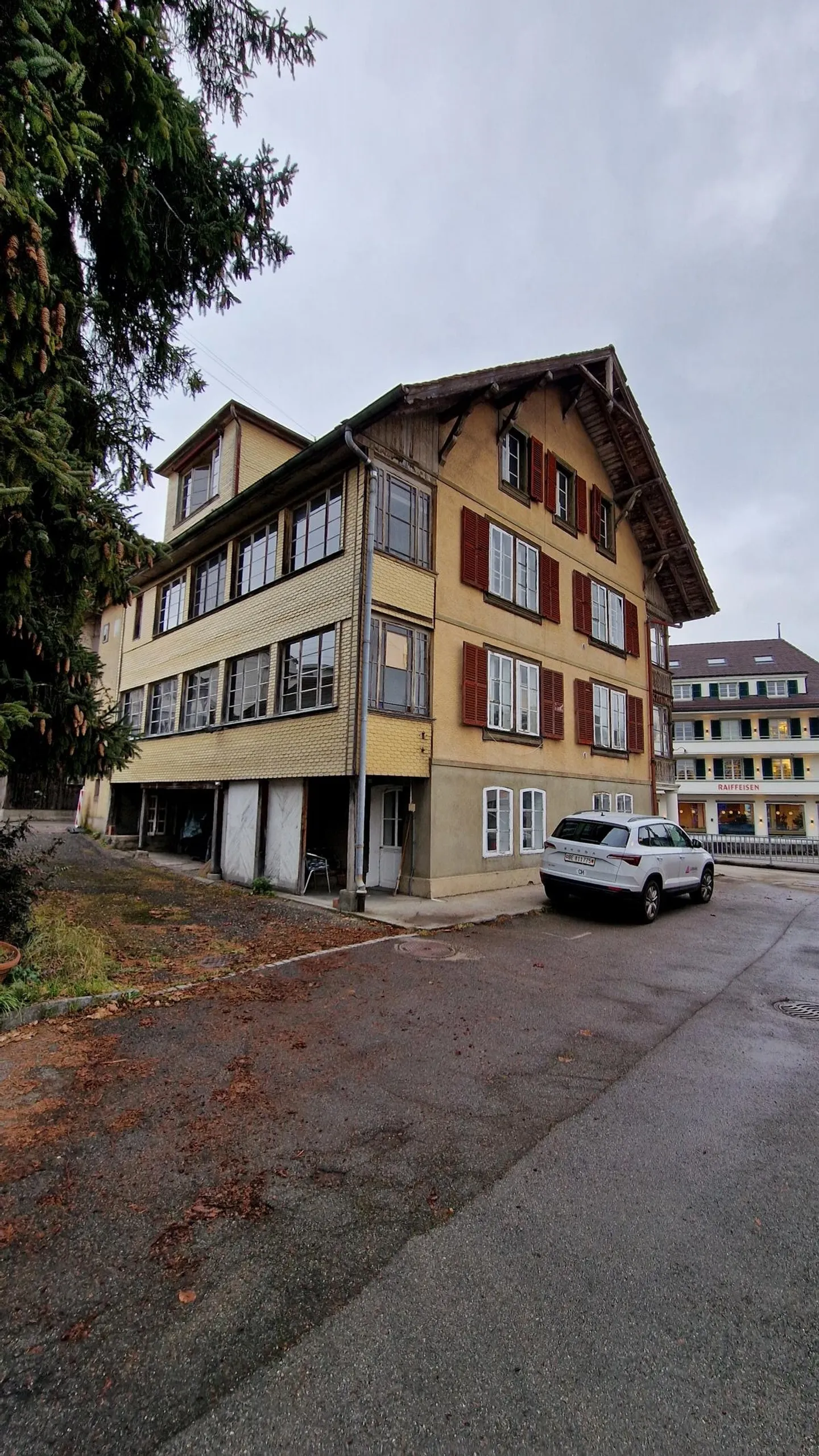 Geräumige 4-Zimmer Wohnung - Foto 1 von 12