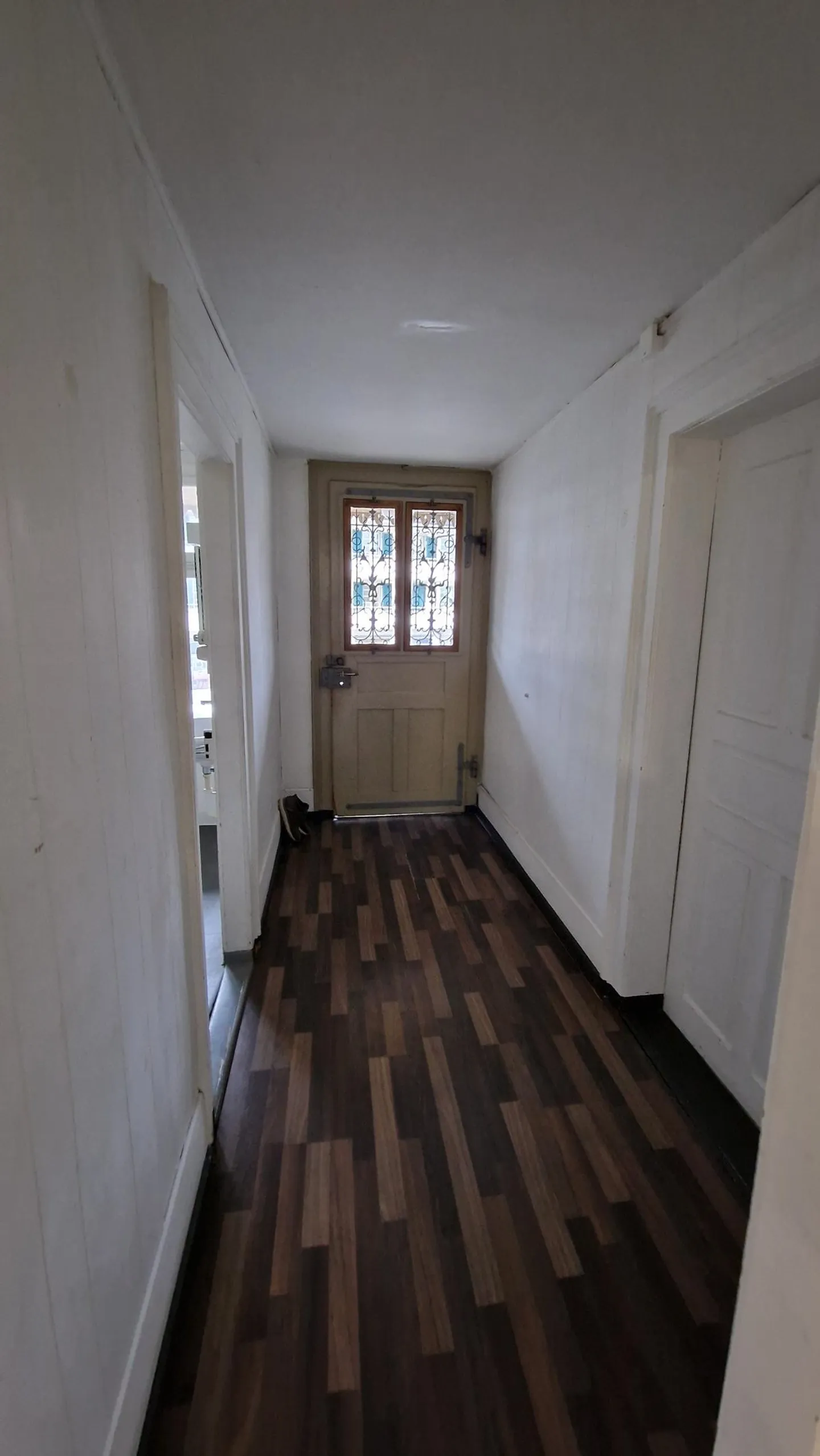 Geräumige 4-Zimmer Wohnung - Foto 2 von 12