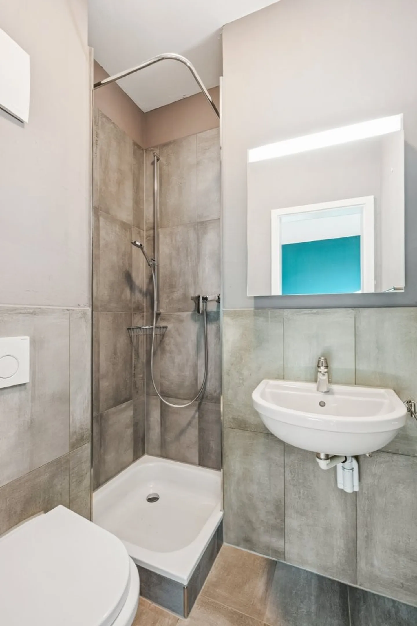 Espace commercial moderne à Reinach - Photo 4 sur 4