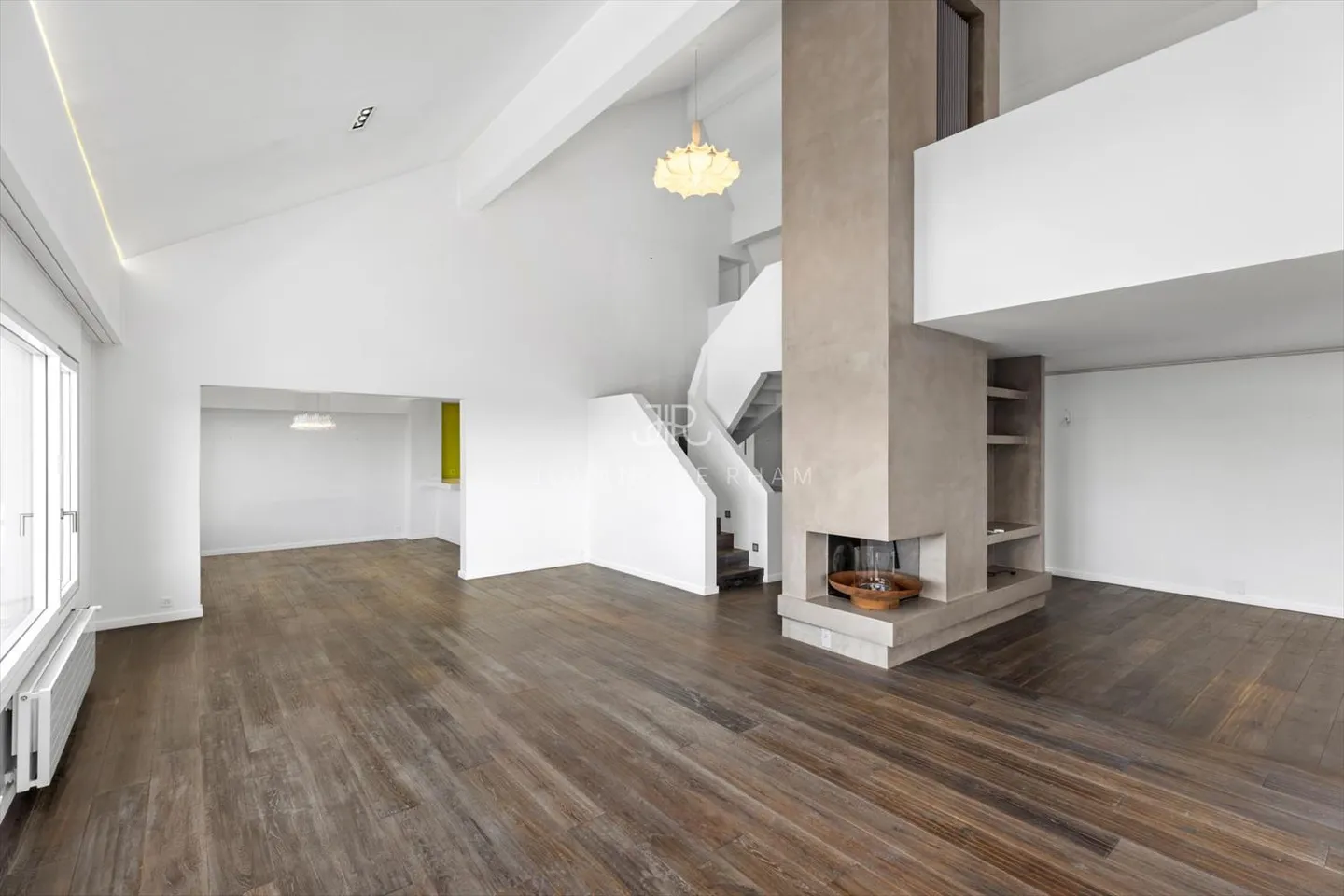 Magnifique maison au style contemporain avec une vue imprenable - Photo 7 sur 9