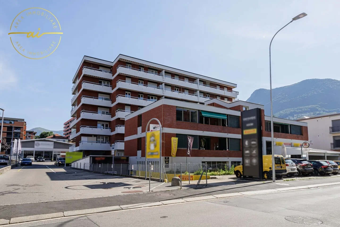 Appartamento moderno e luminoso di 2,5 stanze con terrazza e balcone – Lugano - Foto 12 di 13