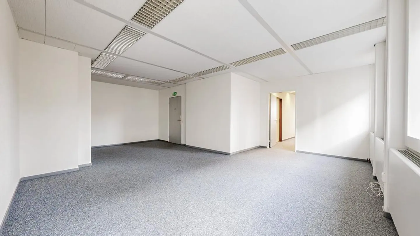 Attractive office space in prime location in Solothurn - Photo 5 of 6