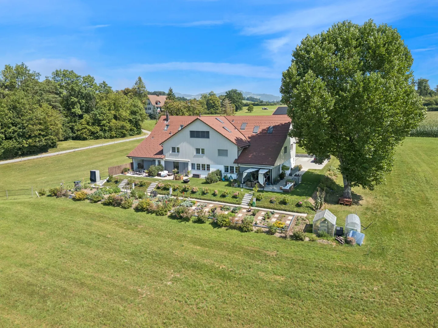 Living with History - Breathtaking 5.5 Room House Section with Large Garden - Photo 1 of 13