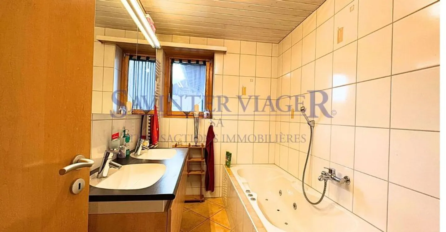 Leibrente Immobilie, teilweise frei. Zusätzliche Flächen zu renovieren - Foto 5 von 13