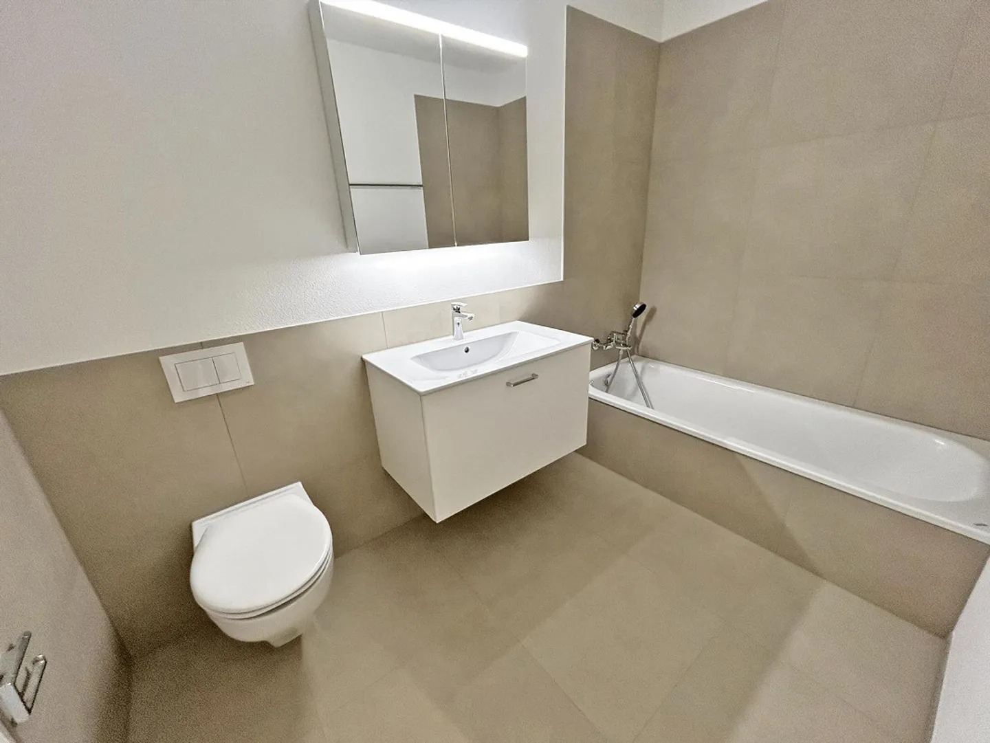 NEU - hoher Ausbaustandard - hell und freundlich ... Ihr neues Daheim - Foto 6 von 11