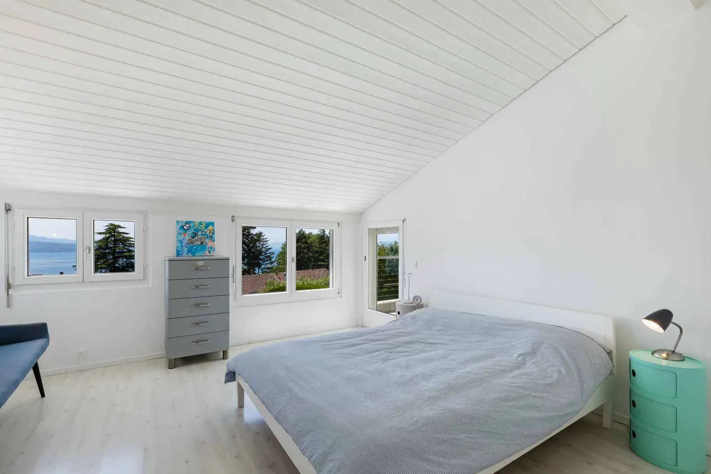 Villa indipendente di 325 m2 con bella vista sul lago e sulle montagne - Foto 6 di 13