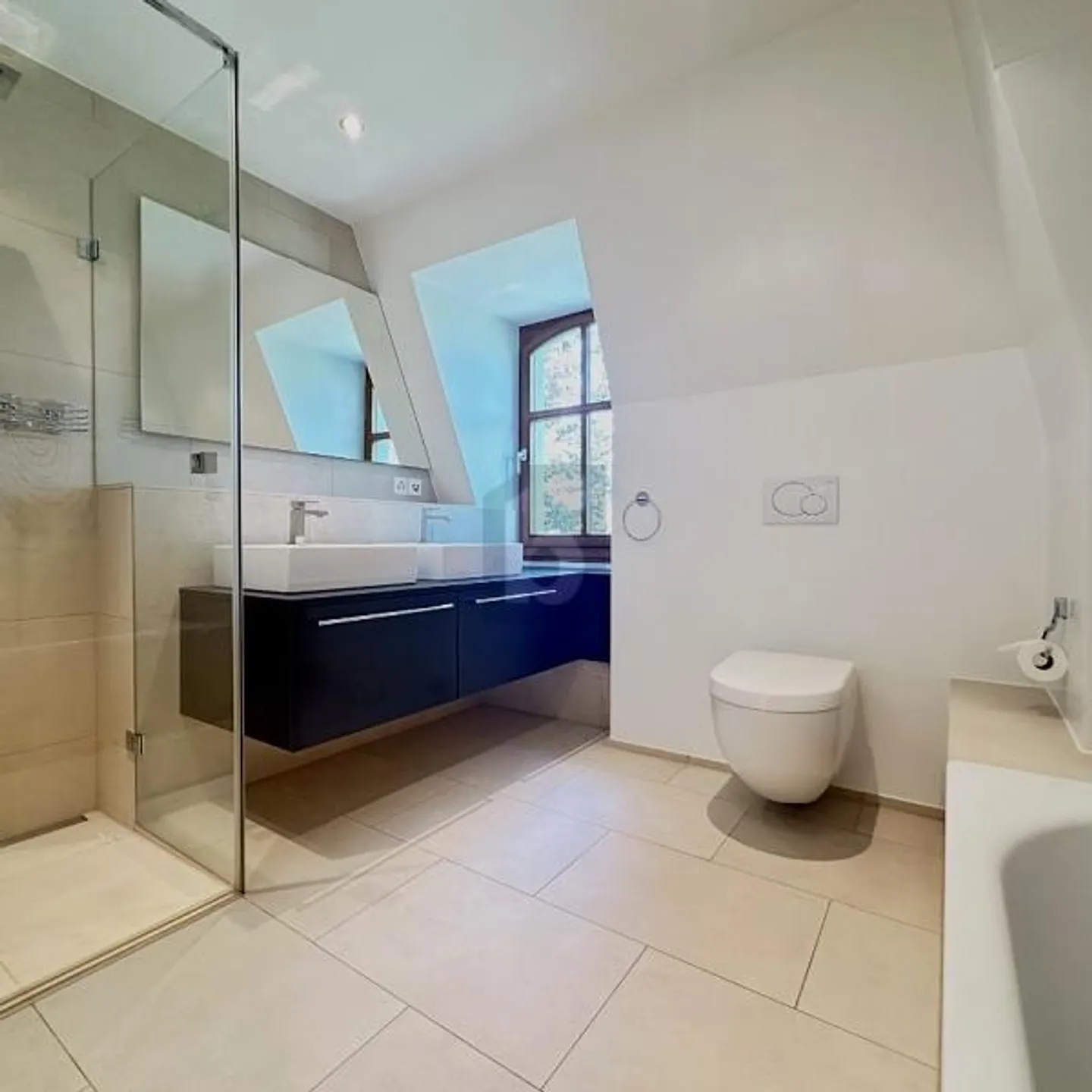 ART NOUVEAU WITH HIGH-QUALITY INTERIOR FINISH! - Photo 5 of 6