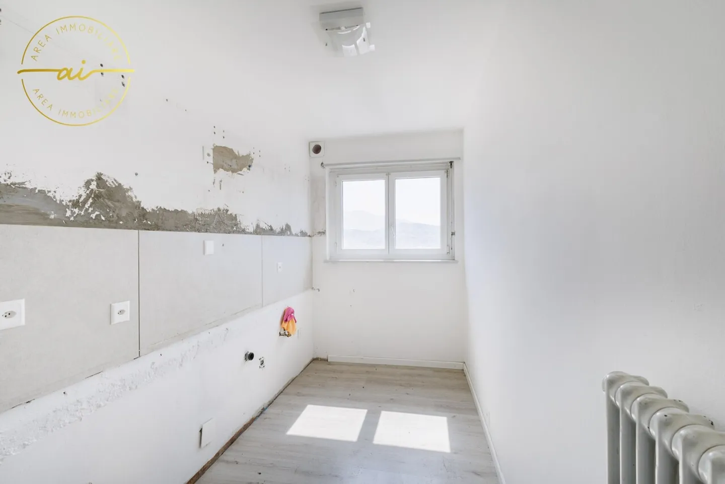 APPARTAMENTO 4.5 LOCALI CON TERRAZZA A BALERNA - Foto 8 di 13
