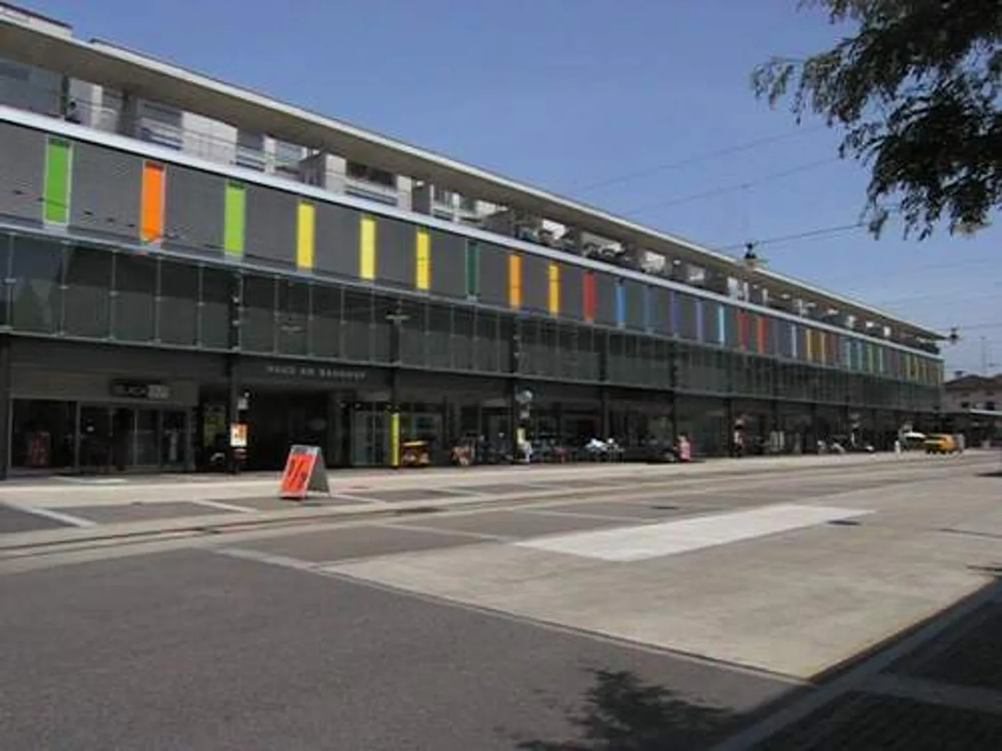 Living in the heart of the city! - Photo 2 of 6