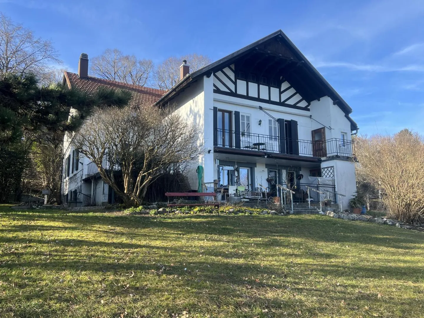 Charmantes Haus mit atemberaubender Aussicht - Foto 3 von 13