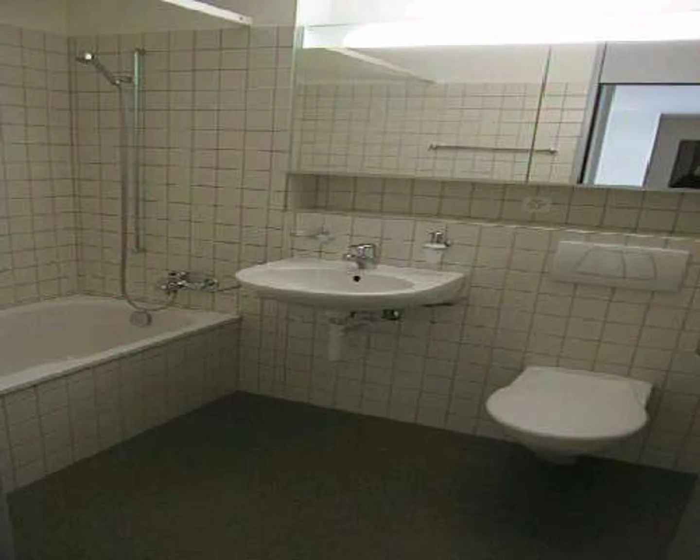 Living in the heart of the city! - Photo 5 of 6