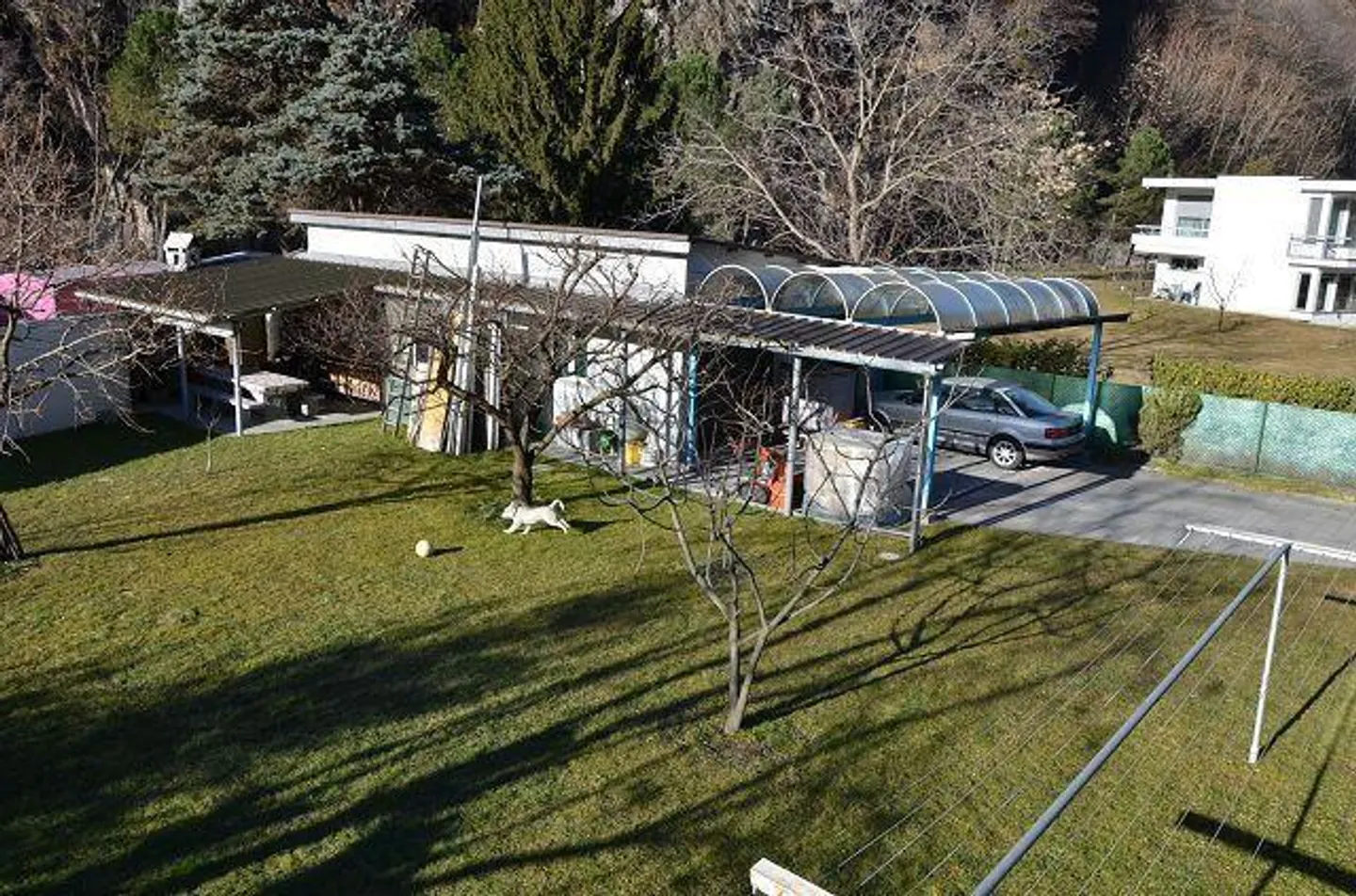 Semi-detached villa with large garden, terrace and large garage, sol... - Photo 36 of 52