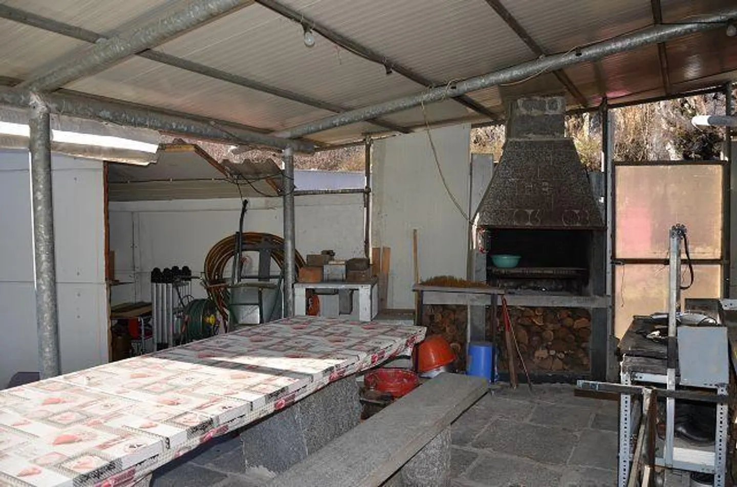 Semi-detached villa with large garden, terrace and large garage, sol... - Photo 38 of 52