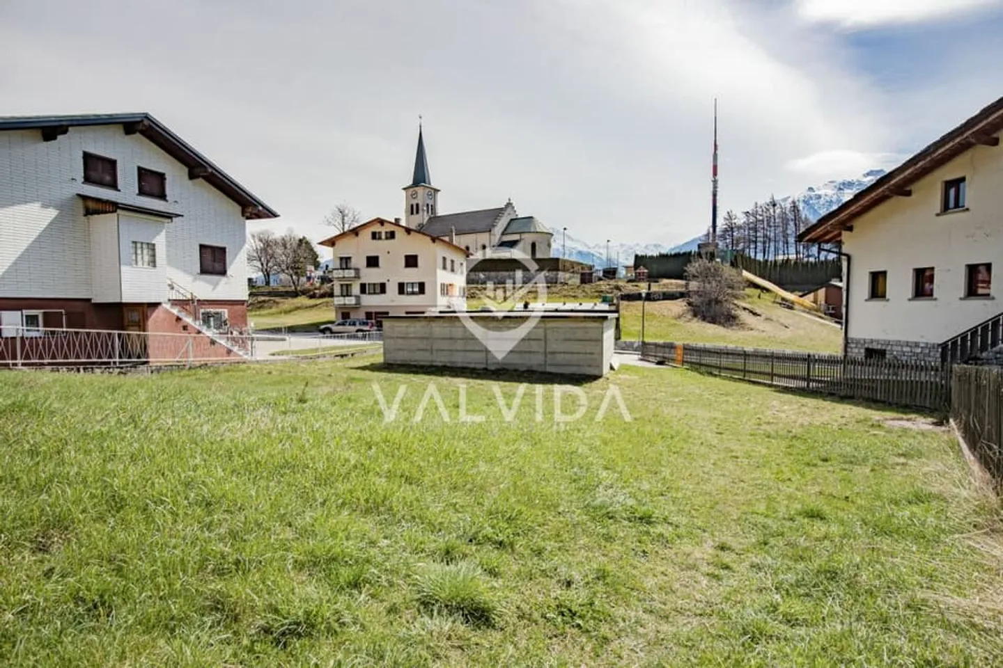 Terrain à bâtir dans un emplacement très ensoleillé !!! - Photo 5 sur 6