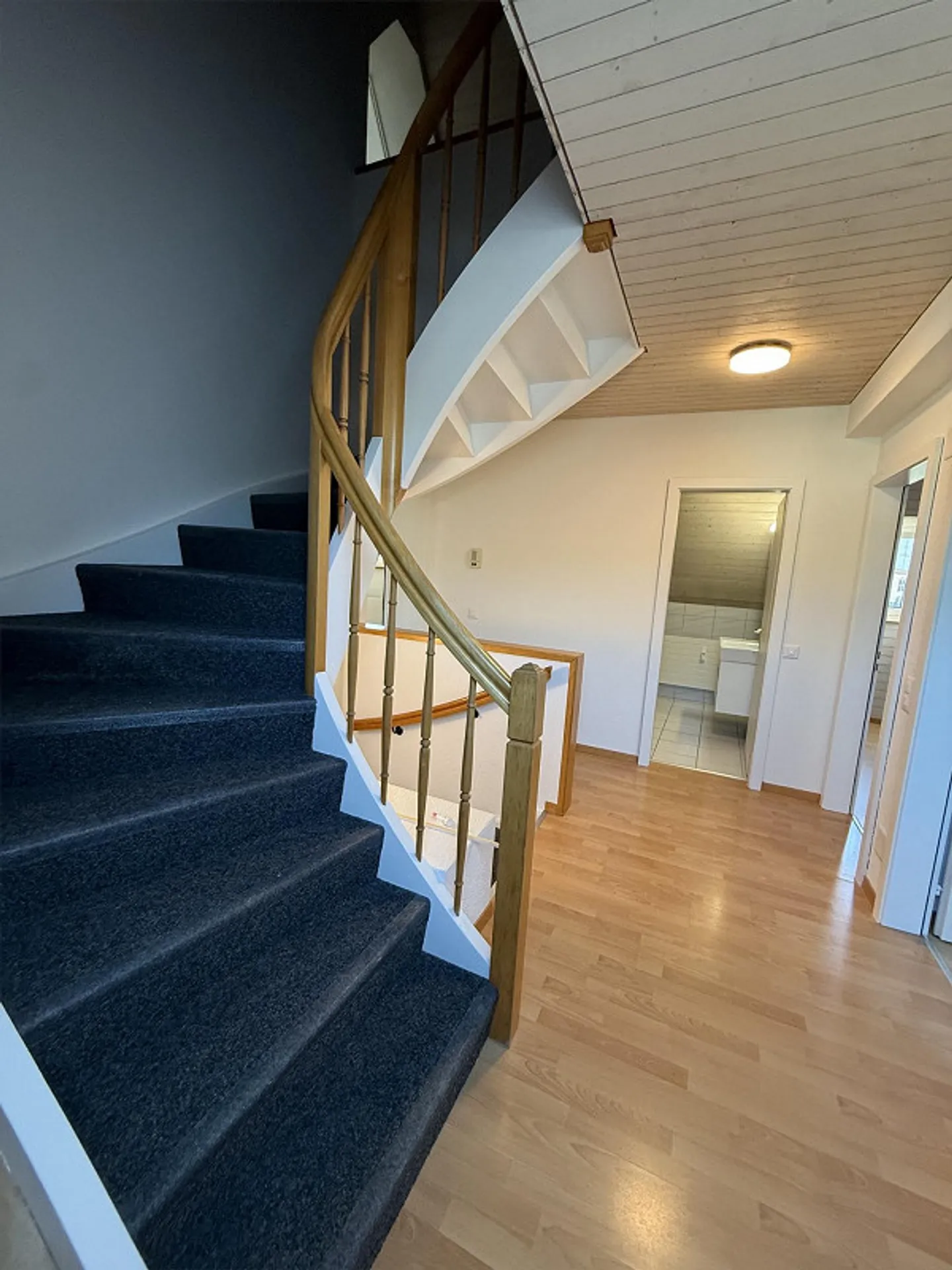 Appartamento 4½ locali - Casa a schiera centrale con charme speciale - Foto 6 di 9