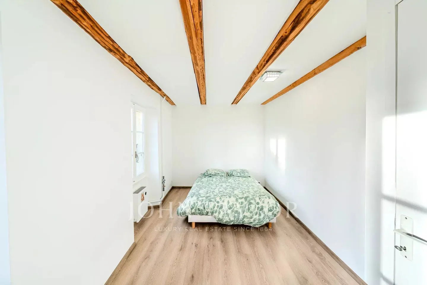 Appartement Charmant avec Vue sur le Lac - Photo 8 sur 11