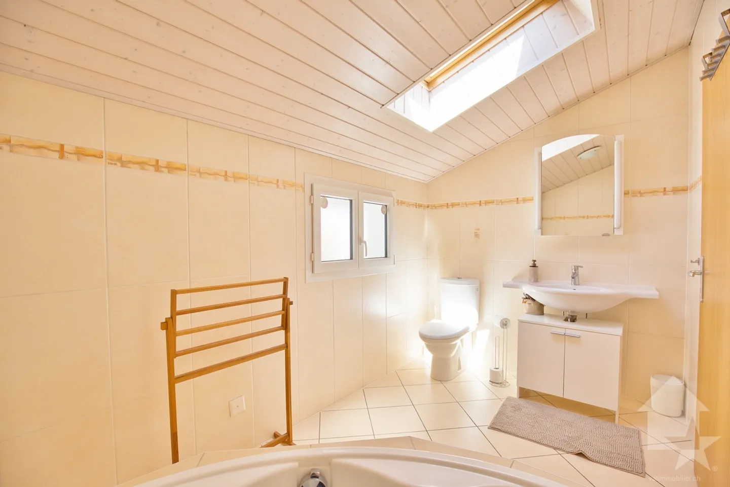 Magnificent semi-detached house by the garage - Photo 22 of 45