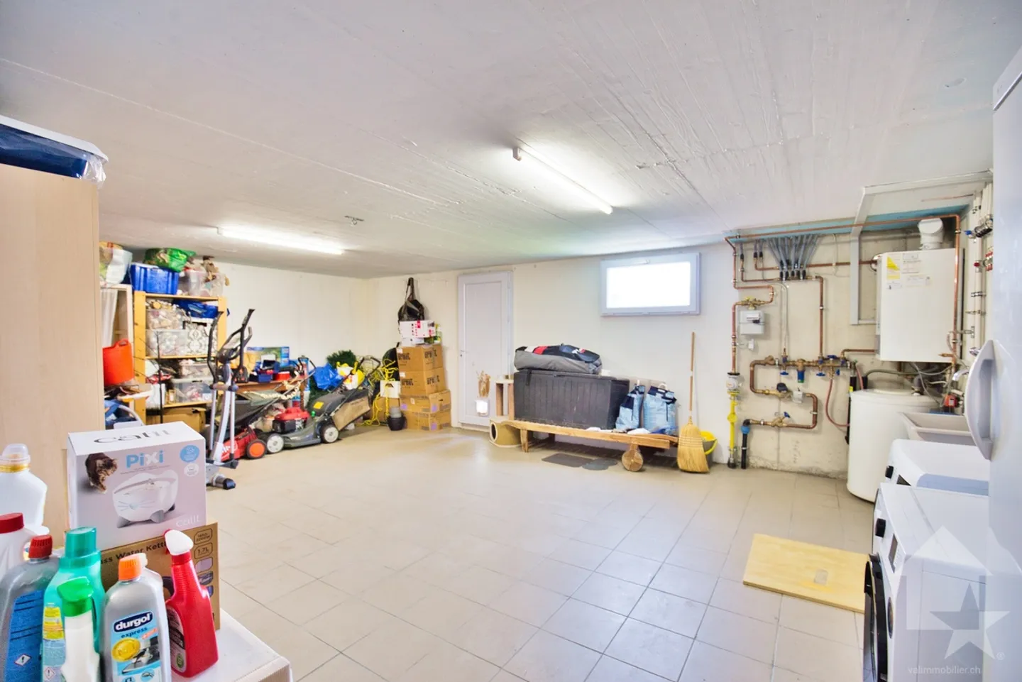 Magnificent semi-detached house by the garage - Photo 27 of 45