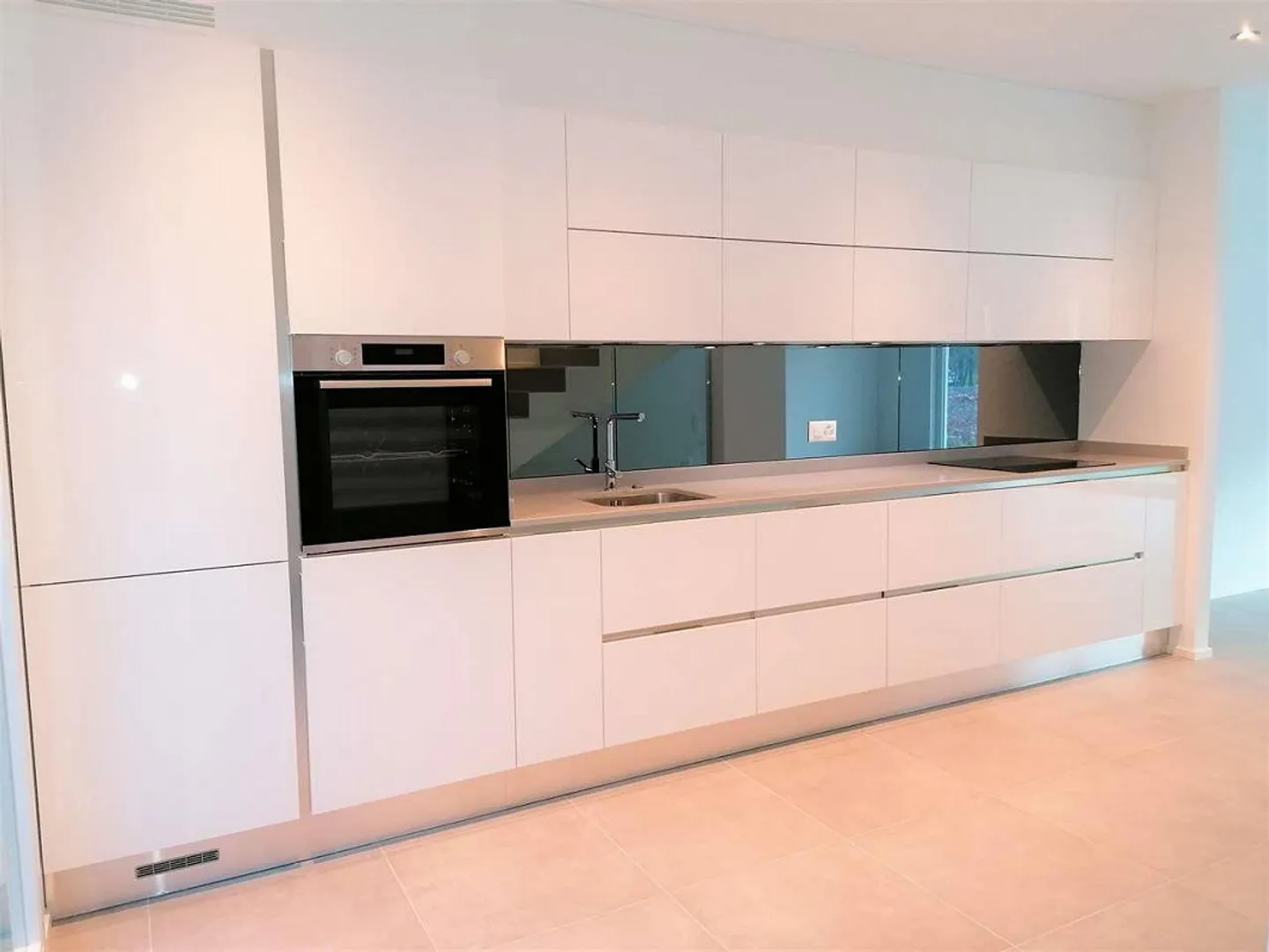 Duplex-Villa con 4,5 stanze e giardino, circondata dal verde a Curio - Foto 6 di 13
