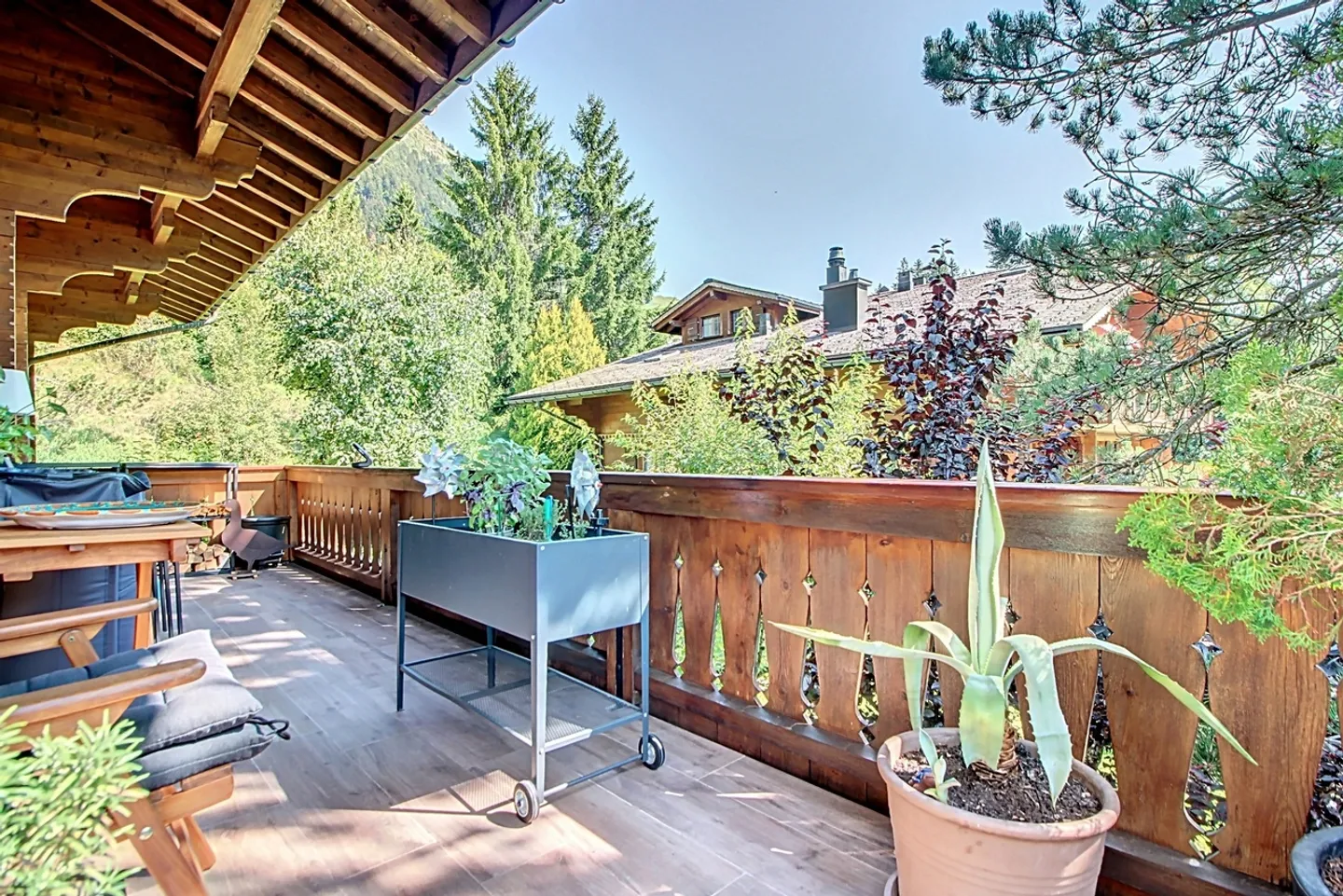 OFF MARKET - VERTRAULICHE LISTE - Château-d'Oex 4,5-Zimmer-Wohnung renoviert - Foto 10 von 11