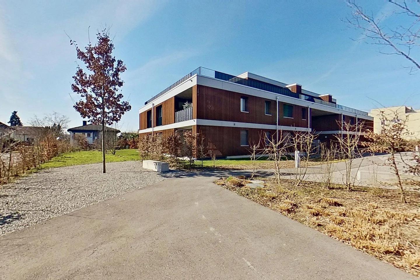 Geräumige Attikawohnung mit Terrasse - Foto 3 von 11