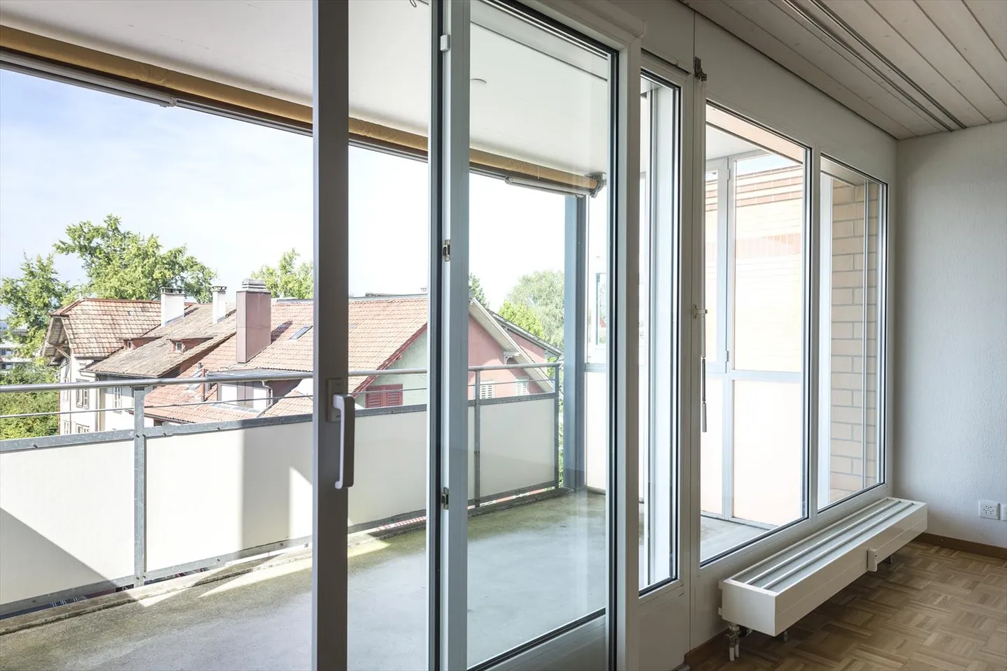 Wohnung mit Parkettboden und schönem, besonnten Balkon - Foto 6 von 13