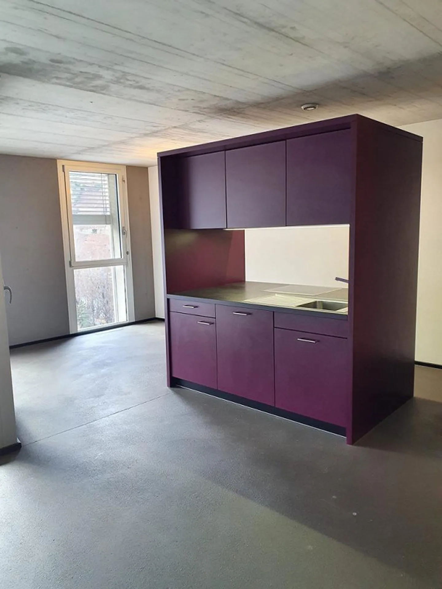 Appartement charmant avec 3,5 pièces au cœur de Vissigen - Photo 3 sur 7