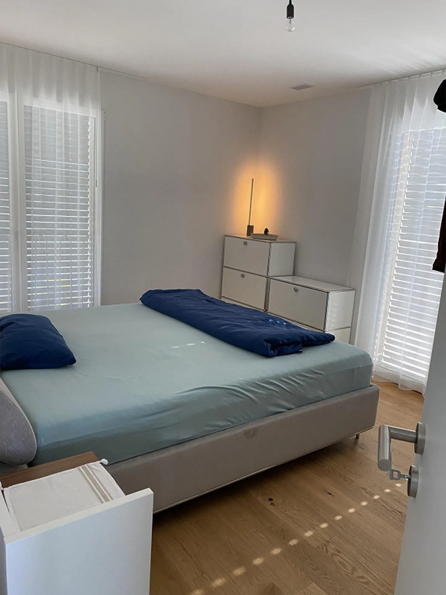 Attico moderno di 2,5 stanze con vista panoramica a Feldbrunnen - Foto 12 di 15