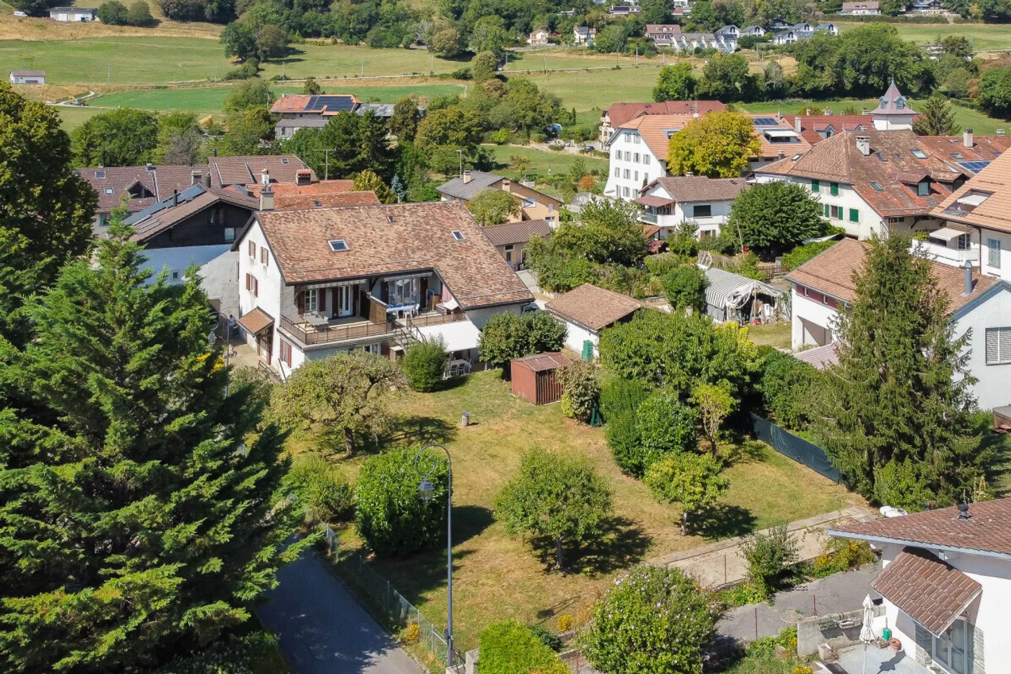 Opportunità esclusiva ad Arzier-le-Muids per investitori o sviluppatori - Foto 1 di 13