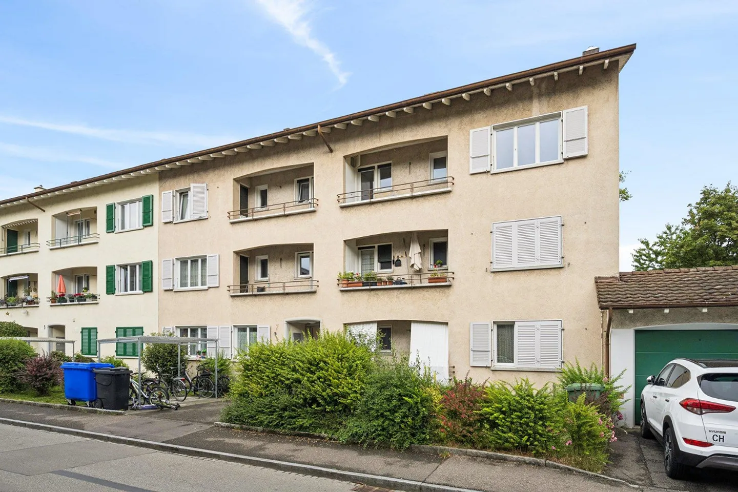 Renovierte Wohnung in Binningen - Foto 1 von 15