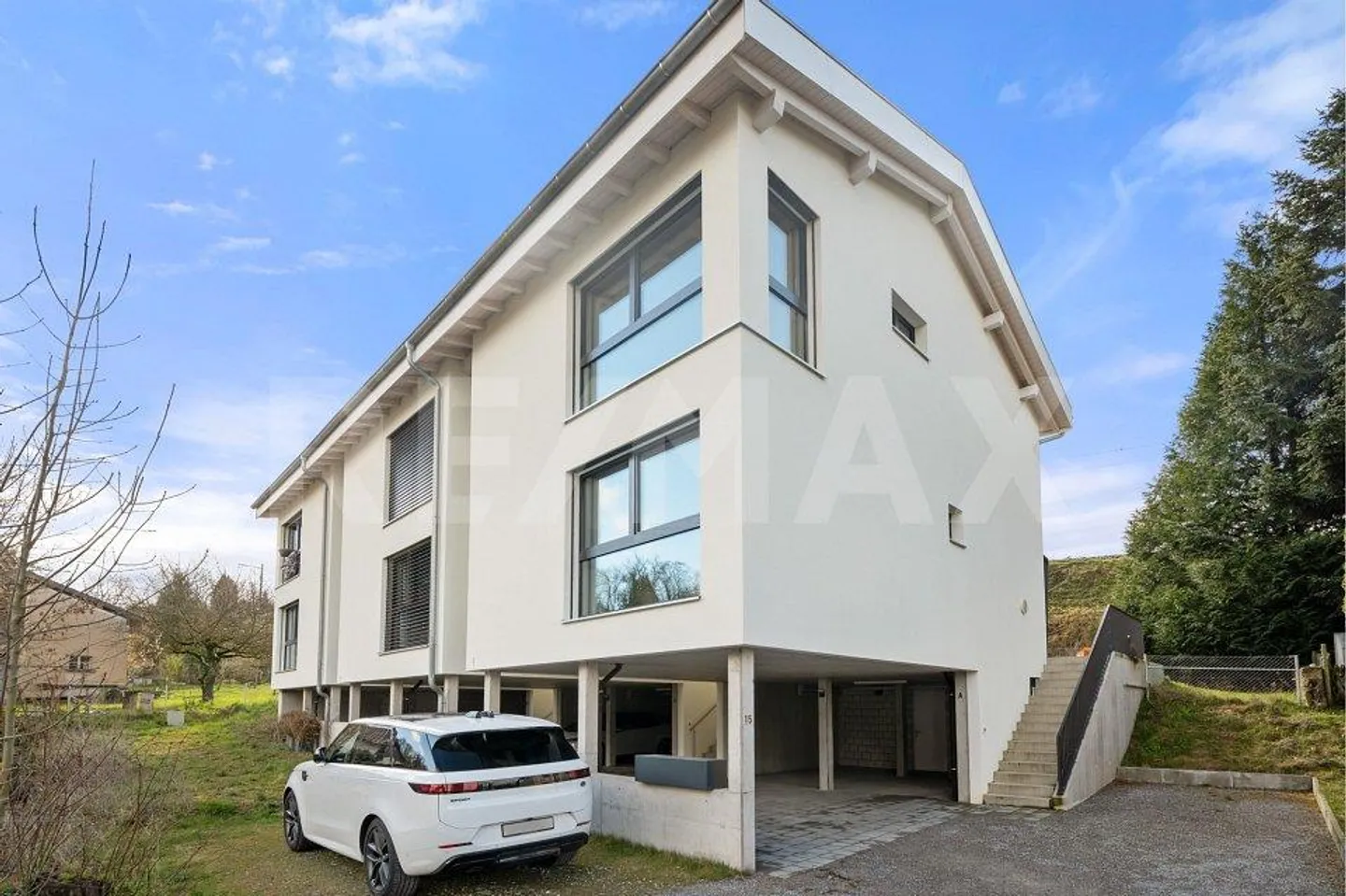 Casa a schiera moderna a Münchenwiler - Foto 10 di 11