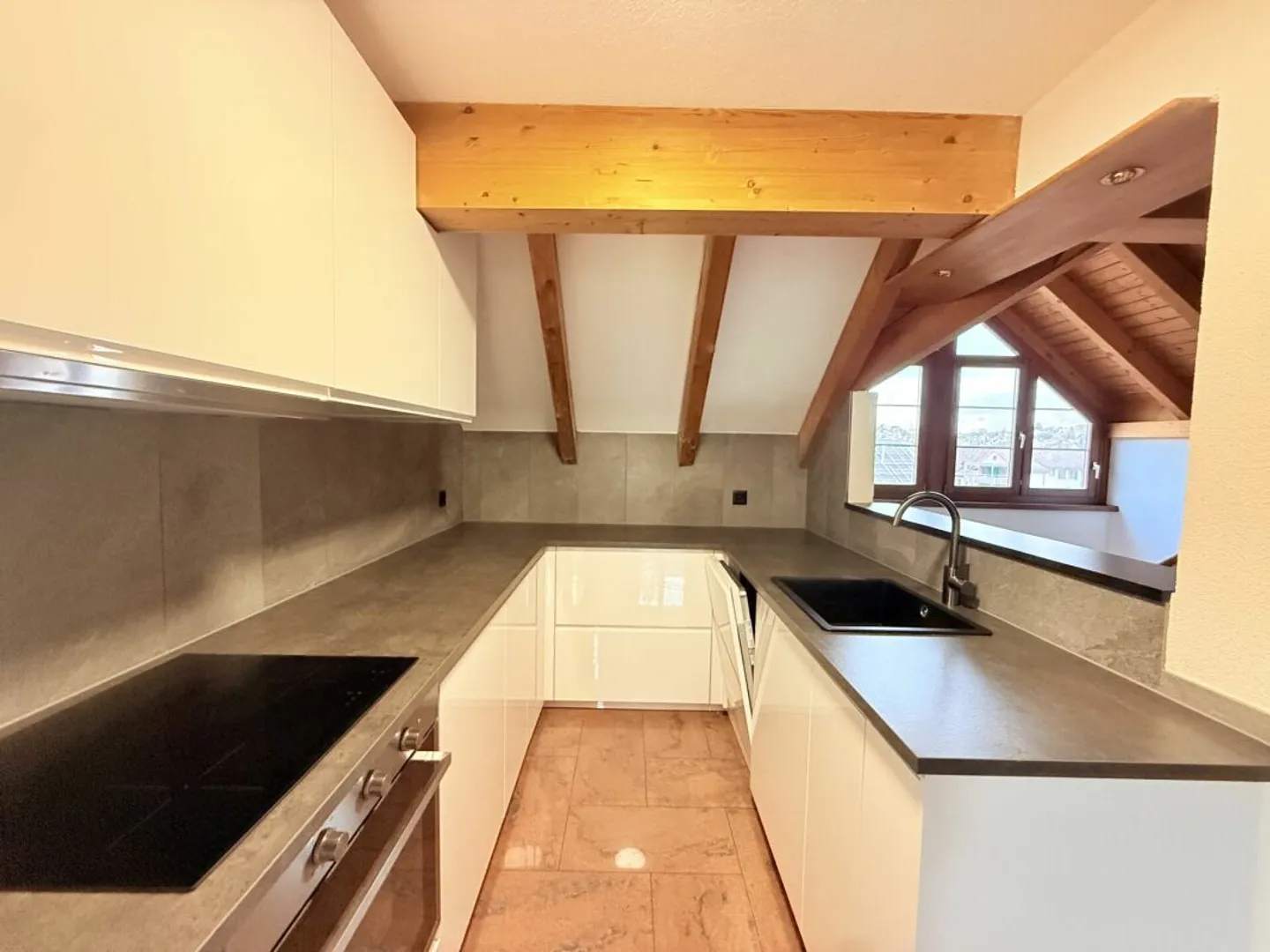 Charmante Renovierte Wohnung - Foto 7 von 9