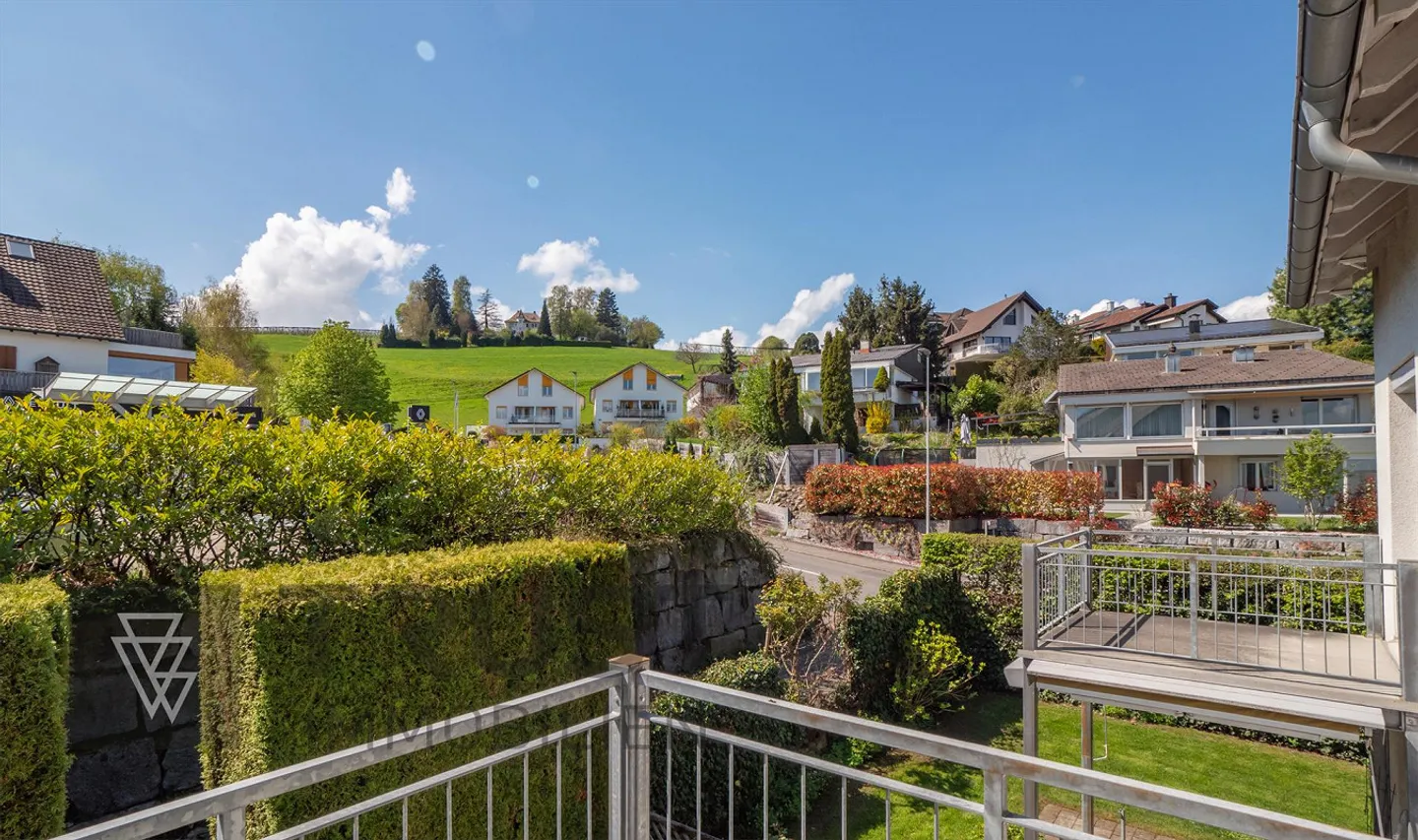 Family House in Wädenswil - Photo 8 of 11