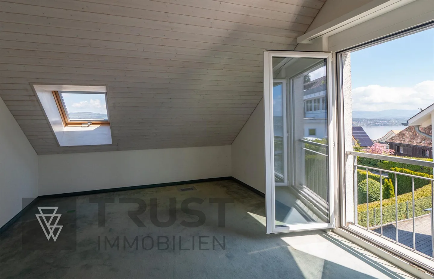 Family House in Wädenswil - Photo 9 of 11