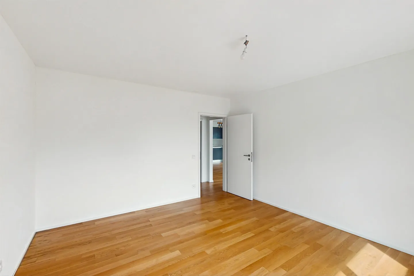 Modernes Apartment in LocTowers - Foto 8 von 11