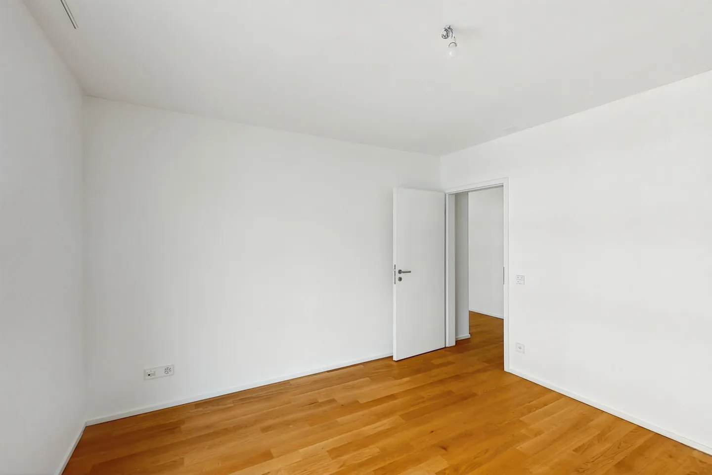 Modernes Apartment in LocTowers - Foto 10 von 11