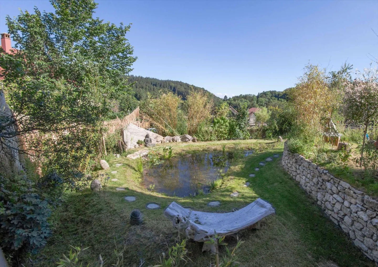 UN MOULIN ARCHITECTUELLEMENT UNIQUE DANS UN ENDROIT PRIVILÉGIÉ - Photo 17 sur 17